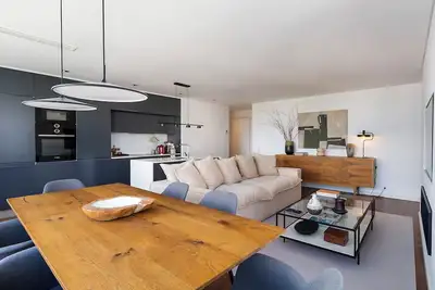 Image de Luxury 2br Penthouse with balcony near historic Belem with Ac in charming Lisboa