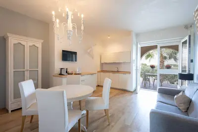 Image de Appartement 'Don Onofrio - Domitilla' avec vue sur la montagne, Wi-Fi et climatisation