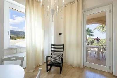 Image de Appartement 'Don Onofrio - Lavinia' avec vue montagne, Wi-Fi et climatisation