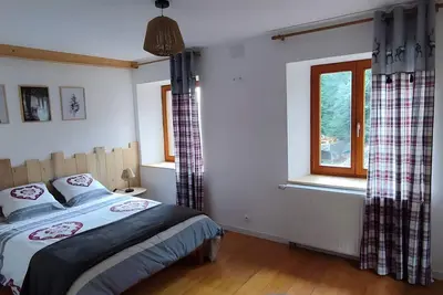 Image de Appartement « Chez Mémé » avec vue sur la montagne, balcon et Wi-Fi