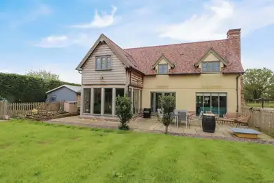Image de Gayton Stables, pet friendly, with hot tub in Heswall