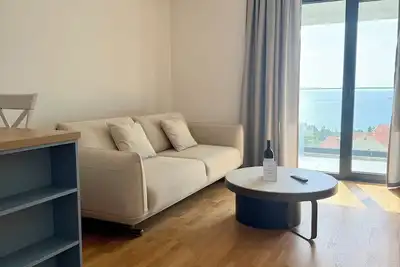 Image de Enjoyable 2-bedroom apartment with Ac in charming Bečići, Giraffe Suites 8