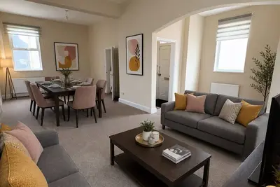 Image de Spacious 4br Home Near Babcock & Dockyard