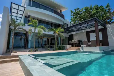Image de Villa Magdalena - 7br - Oceanfront w/ Heated Pool