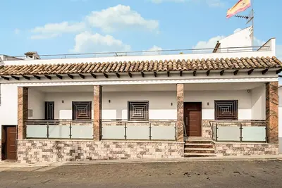 Image de Nice home in La Celada