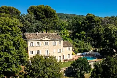 Image de Château avec piscine privée