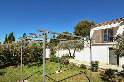Image de Gorgeous home in Villes- sur- Auzon with WiFi