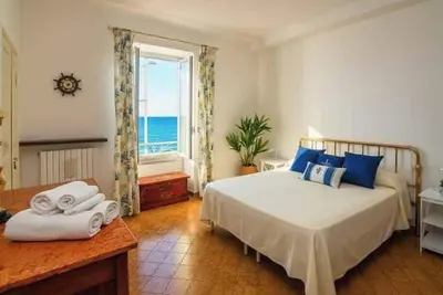 Image de Appartement de vacances avec Internet et vue sur la mer
