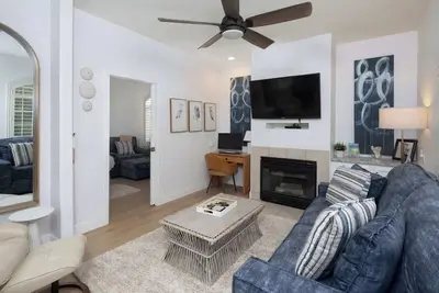 Image de Luxury At Pier Avenue