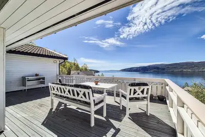Image de Beautiful home in Hebnes with WiFi