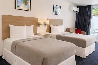 Image de Beachfront Studio with WiFi & Cozy Workspace