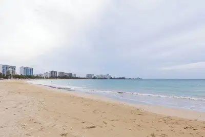 Image de Humble Isla Verde Studio Ideal for Remote Work w/ Wifi
