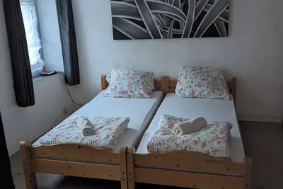 Image de 4 Persons apartment in the Eifel