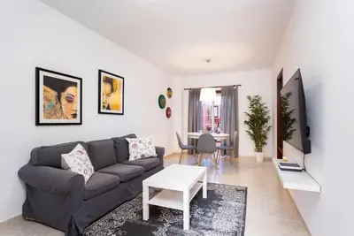 Image de Appartement de vacances 'Tenohomes chaleureux et confortable' avec terrasse privée, Wi-Fi et climatisation