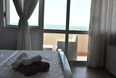Image de Hotel Maren Durres offers sea side room for family and couples.