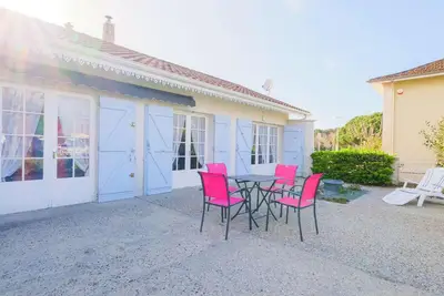 Image de Charmante maison à Sanguinet avec jardin, terrasse, pour 6 pers. - Classée 1 étoile
