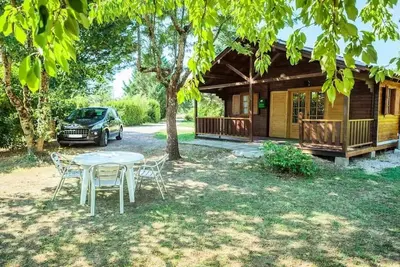 Image de Chalet Pmr Confort - 1 ch - clim - Tv - Bbq - Ménage* - 35m2 + terrasse couverte de 14m2 4 personnes