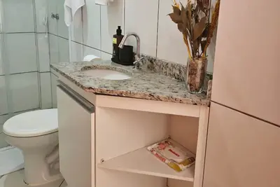 Image de Comfortable 2-Bedroom Ac Apartment  Prime Location for Corporate Travel