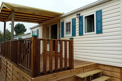 Image de Mobil home dans un camping  calme, proche de la mer