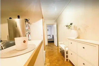 Image de Elegant 2br Apartment with Balcony & Free Parking