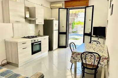 Image de Appartement 'Villa Venere - Semiterra' avec terrasse et jardin privés