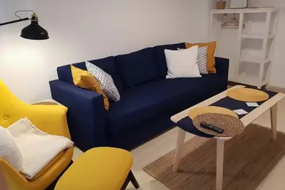Image de 3min to Marina Zea! Spacious Cozy Apartment