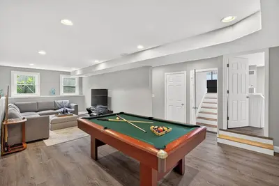 Image de Walk to 4 Beaches · Pool Table · Xbox · Fire Pit
