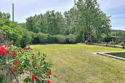 Image de Maison d’Hôtes au Cœur des Vignes – Charme, Calme et Authenticité
