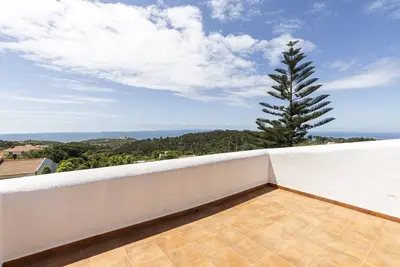 Image de The Ocean Light House by Clama Retreats