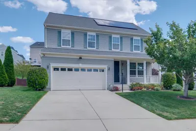 Image de Easy Hwy Access to Dc! Family Home w/ Deck & Yard