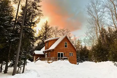 Image de 12 min Sunday River! HotTub, Pet Friendly, Firepit