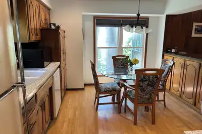 Image de 3-bedroom house in Merriam--perfect for soccer fans--near I-35