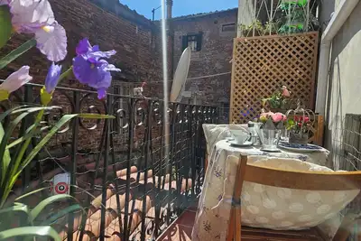 Image de Appartement à Lucques avec 4 chambres à coucher, 8 couchages