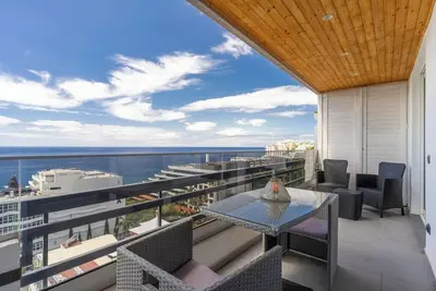 Image de Monumental Apartment 610 Balcony Sea View