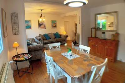 Image de Maison familiale de 3 chambres avec jardin  dans un charmant village d'estuaire