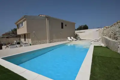 Image de Belle maison de vacances avec piscine privée, climatisation, Wifi, Tv, patio, vue panoramique