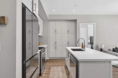 Image de Lake Simcoe Beautiful first floor 2 bed/2  bathroom condo at Friday Harbour
