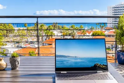 Image de Best Seaview in Larnaca - 2 Bdr Apt - 3 Min Walk to Beach l Private Parking