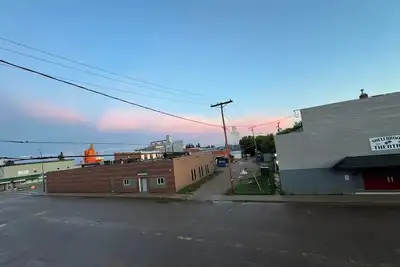 Image de Spacious second floor apartment located in Shellbrook Sk.