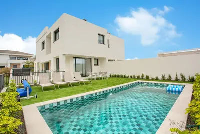 Image de Villa de vacances 'Karat La Quinta' avec vue sur la montagne, Wi-Fi et climatisation