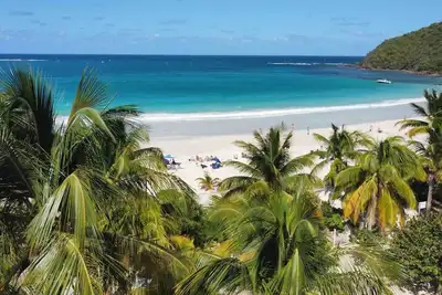 Image de Villa 14 Flamenco Beachfront Villas