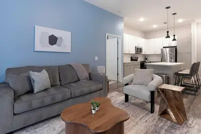 Image de Landing | Stunning 2bd, Pool, Yoga Studio