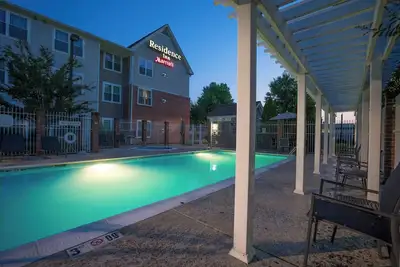 Image de Marriott Salisbury | Studio King | Near Airport, Perdue Hq | 2 Units