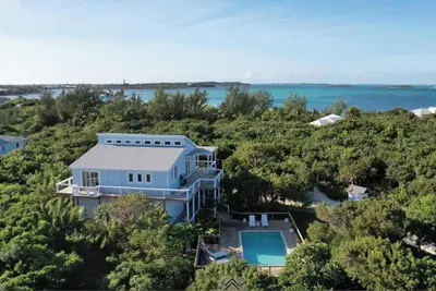 Image de Secluded 3 bedroom Pool, Sunset Views, A/C, Dog Friendly above the Jungle Canopy