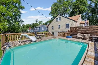 Image de Kc Home w/ Pool, Outdoor Deck Grill & Big Backyard