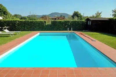 Image de Appartement avec piscine privée près de Lucques