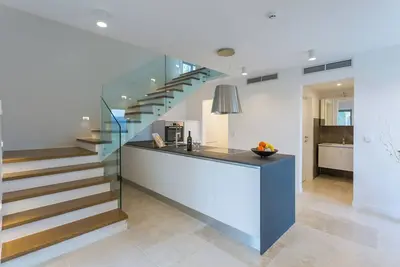 Image de Designer vacation home in secluded location with pool, for those seeking peace and quiet