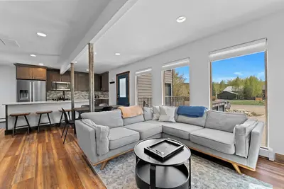 Image de Modern Mountain Retreat w/ Private Hot Tub Near Frisco Main Street