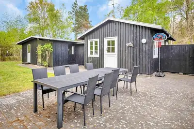 Image de 13379-1 Vig - Vej 5, hus nr. 12