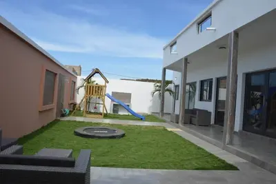 Image de Villa se trouvant dans une zone calme avec vue sur mer